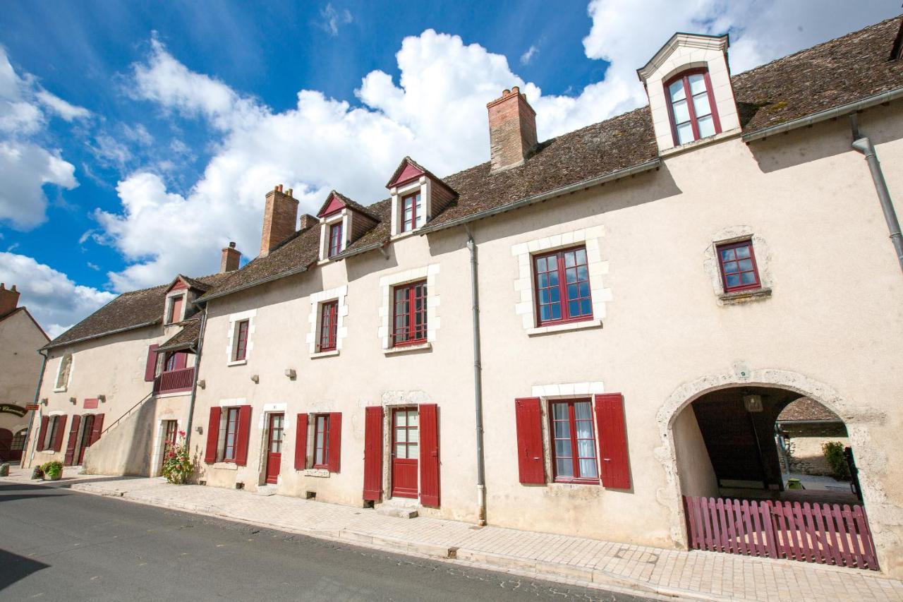 Les Suites Du Chateau De Шеверни Екстериор снимка