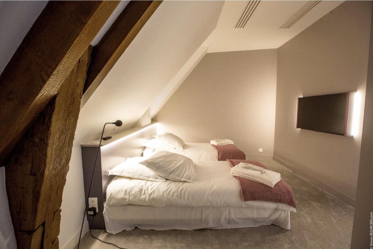 Les Suites Du Chateau De Шеверни Екстериор снимка