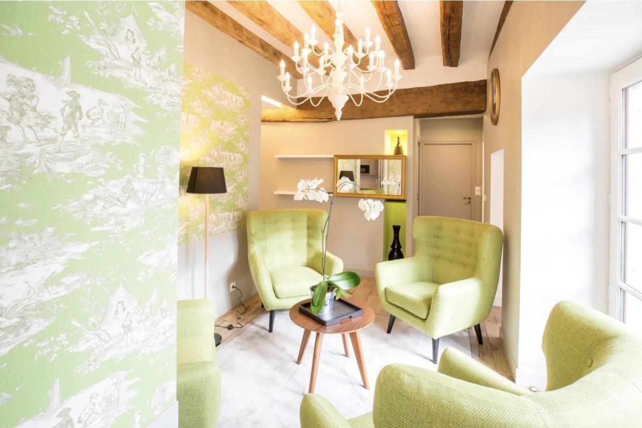 Les Suites Du Chateau De Шеверни Екстериор снимка